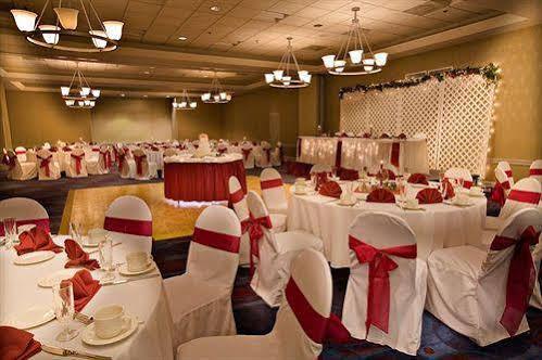 Doubletree Dayton-Downtown Hotel ภายนอก รูปภาพ